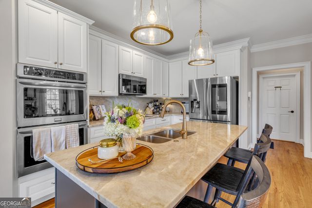 120 Lake Park Drive, Sharpsburg, GA 30277