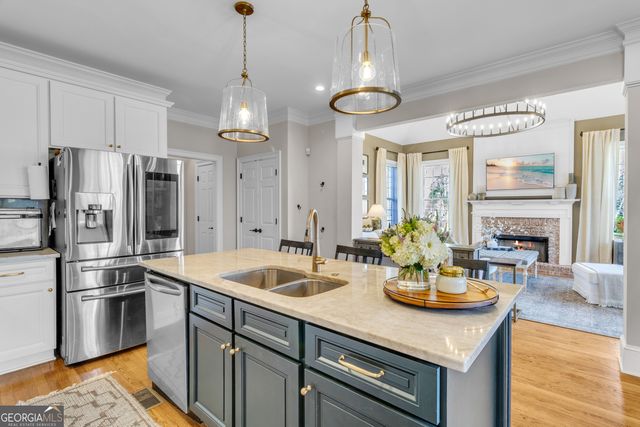 120 Lake Park Drive, Sharpsburg, GA 30277