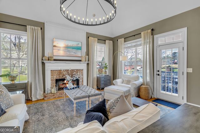 120 Lake Park Drive, Sharpsburg, GA 30277