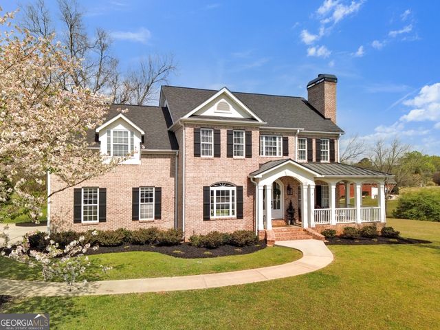 120 Lake Park Drive, Sharpsburg, GA 30277