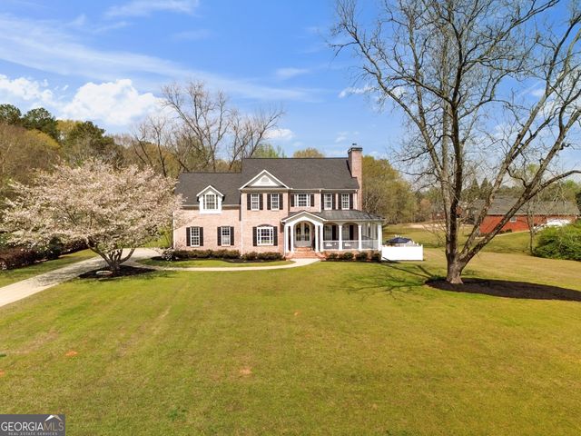 120 Lake Park Drive, Sharpsburg, GA 30277