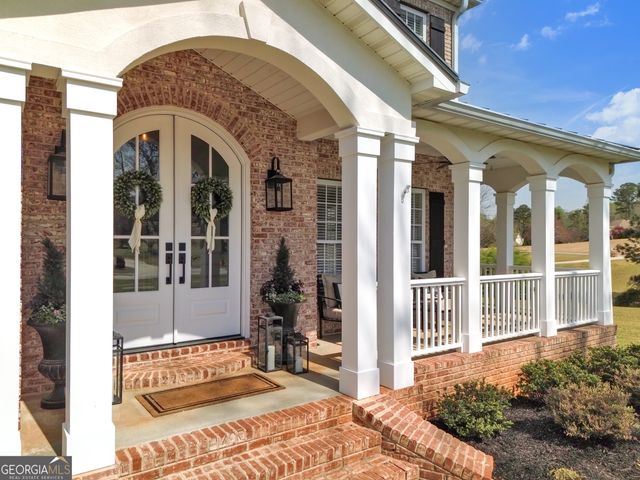 120 Lake Park Drive, Sharpsburg, GA 30277