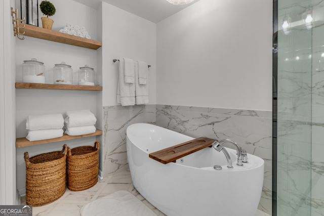 120 Lake Park Drive, Sharpsburg, GA 30277