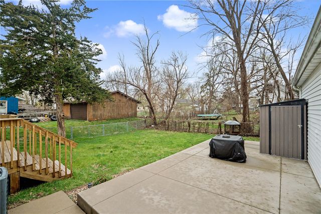1295 33rd St NE, Cedar Rapids, IA 52402