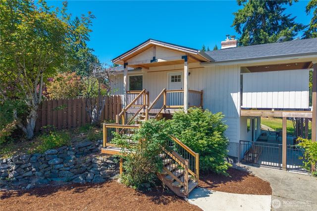 28719 76th Avenue E, Graham, WA 98338