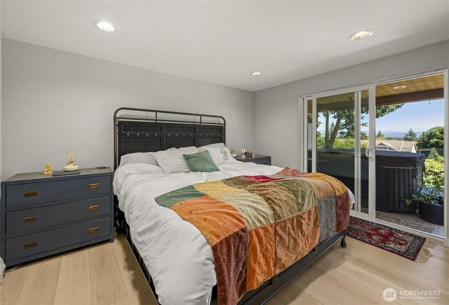 28719 76th Avenue E, Graham, WA 98338