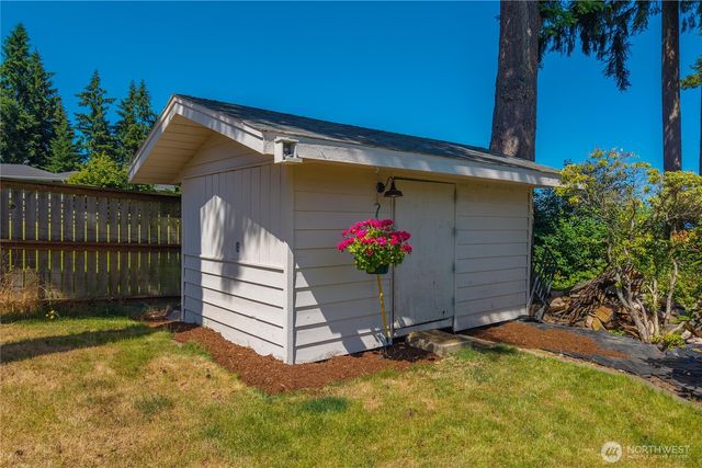 28719 76th Avenue E, Graham, WA 98338