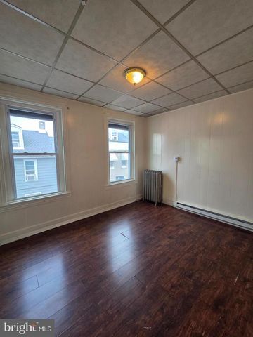 219 MULBERRY ST, Reading, PA 19604