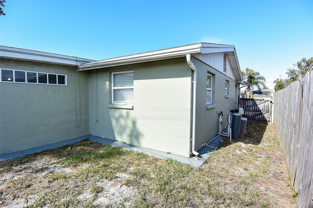 5538 CASINO DRIVE, Holiday, FL 34690