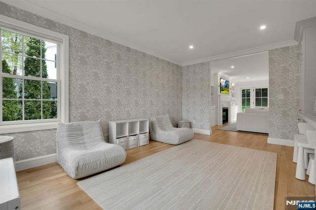 331 Wastena Terrace, Ridgewood, NJ 07450