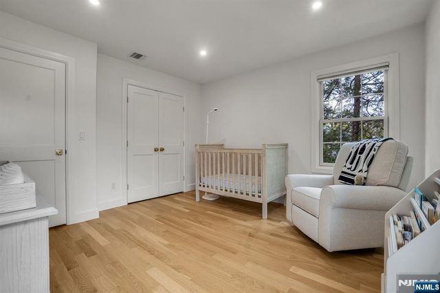 331 Wastena Terrace, Ridgewood, NJ 07450
