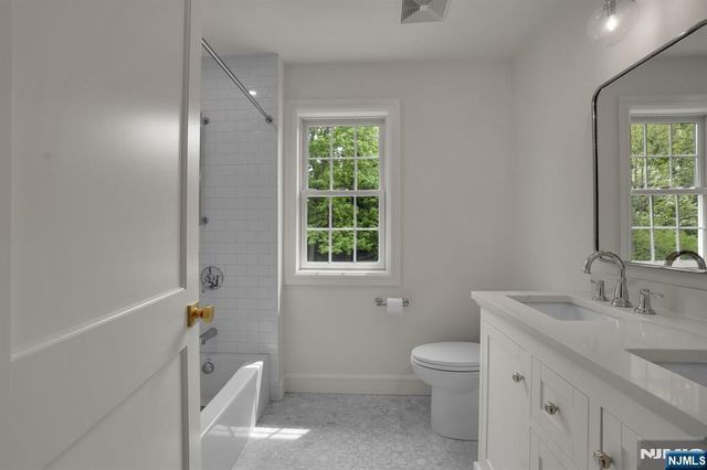 331 Wastena Terrace, Ridgewood, NJ 07450