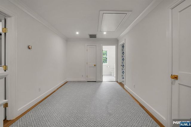 331 Wastena Terrace, Ridgewood, NJ 07450