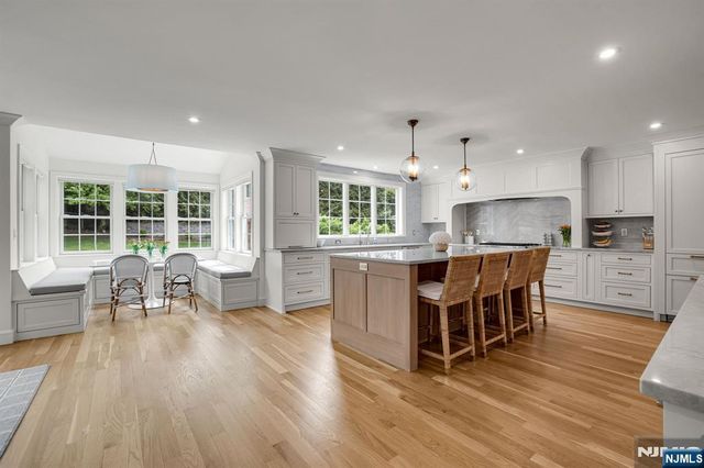 331 Wastena Terrace, Ridgewood, NJ 07450