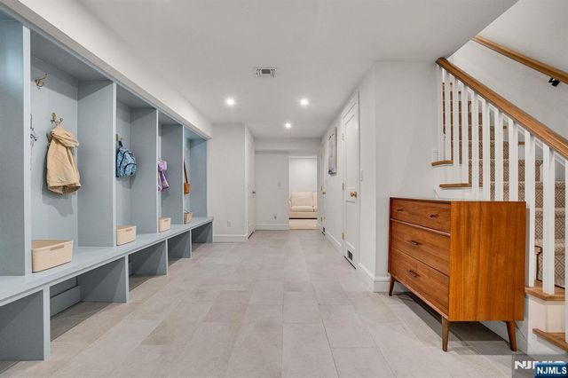 331 Wastena Terrace, Ridgewood, NJ 07450