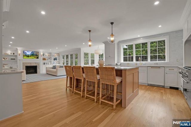 331 Wastena Terrace, Ridgewood, NJ 07450
