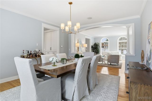 18 Woodthrush Trail, Orchard Park, NY 14127