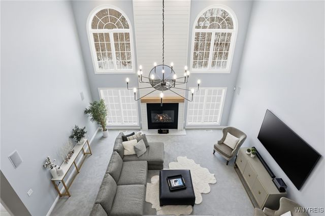 18 Woodthrush Trail, Orchard Park, NY 14127