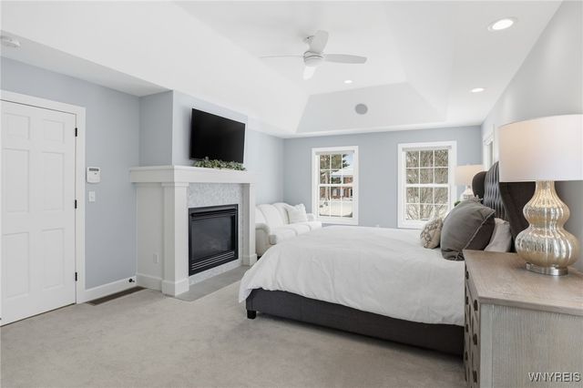 18 Woodthrush Trail, Orchard Park, NY 14127