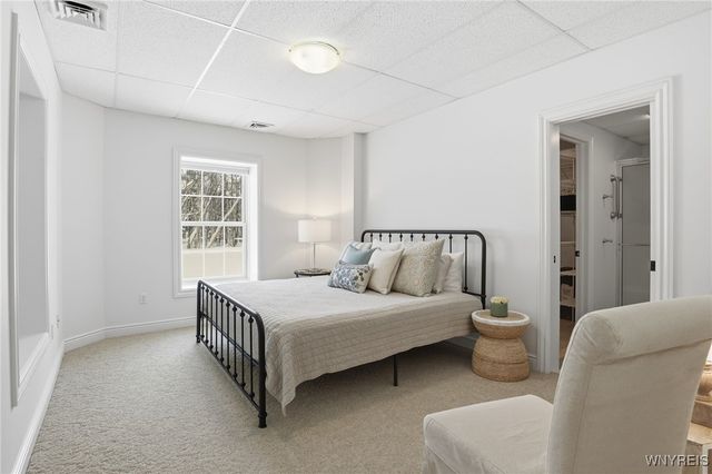 18 Woodthrush Trail, Orchard Park, NY 14127