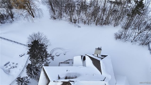 18 Woodthrush Trail, Orchard Park, NY 14127