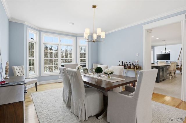 18 Woodthrush Trail, Orchard Park, NY 14127