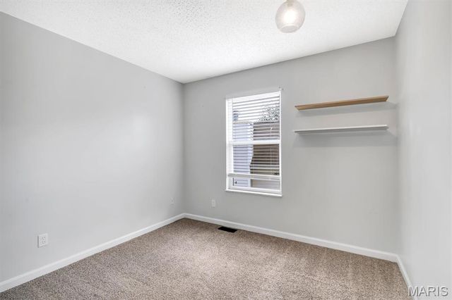145 Glenbarr Court, Valley Park, MO 63088