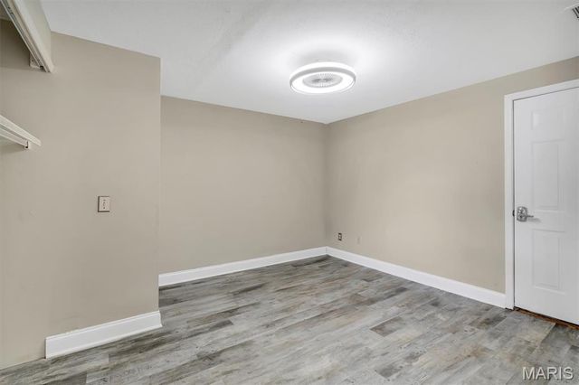 145 Glenbarr Court, Valley Park, MO 63088