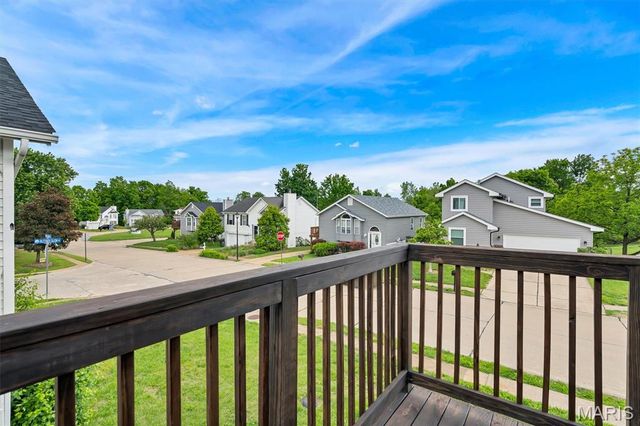 145 Glenbarr Court, Valley Park, MO 63088