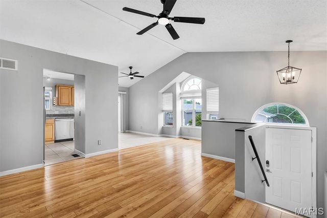 145 Glenbarr Court, Valley Park, MO 63088