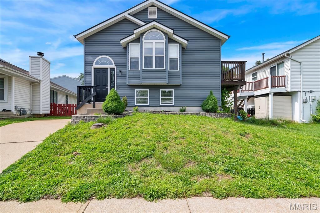 145 Glenbarr Court, Valley Park, MO 63088