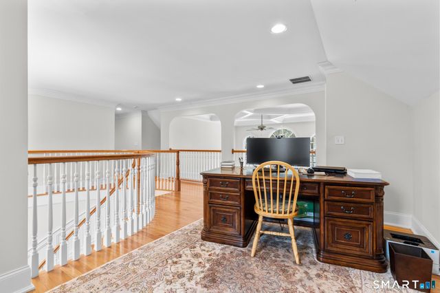 51 Elderslie Lane, Woodbridge, CT 06525