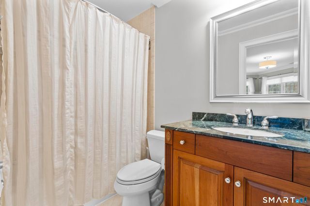 51 Elderslie Lane, Woodbridge, CT 06525