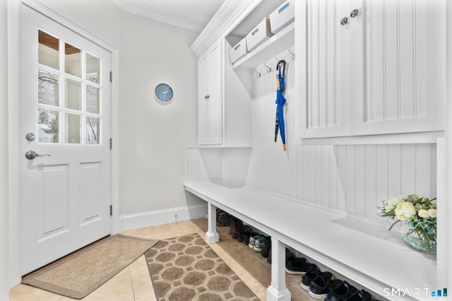 51 Elderslie Lane, Woodbridge, CT 06525