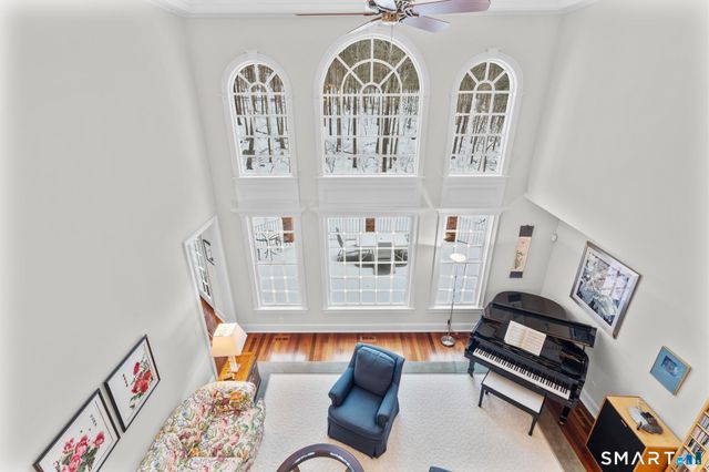 51 Elderslie Lane, Woodbridge, CT 06525