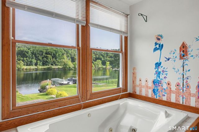60 Housatonic Drive, Newtown, CT 06482