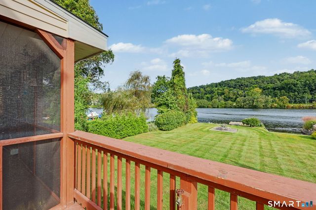 60 Housatonic Drive, Newtown, CT 06482