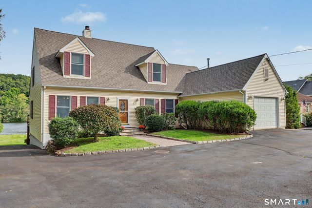 60 Housatonic Drive, Newtown, CT 06482