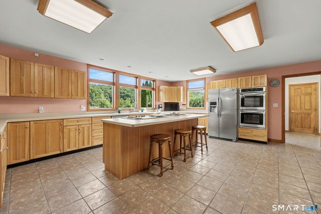 60 Housatonic Drive, Newtown, CT 06482