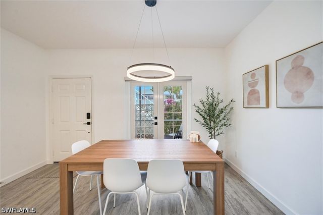 859 Tanbark DR 105, Naples, FL 34108