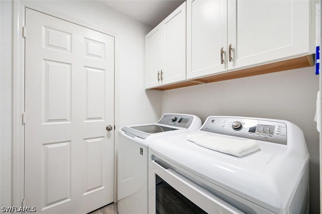 859 Tanbark DR 105, Naples, FL 34108