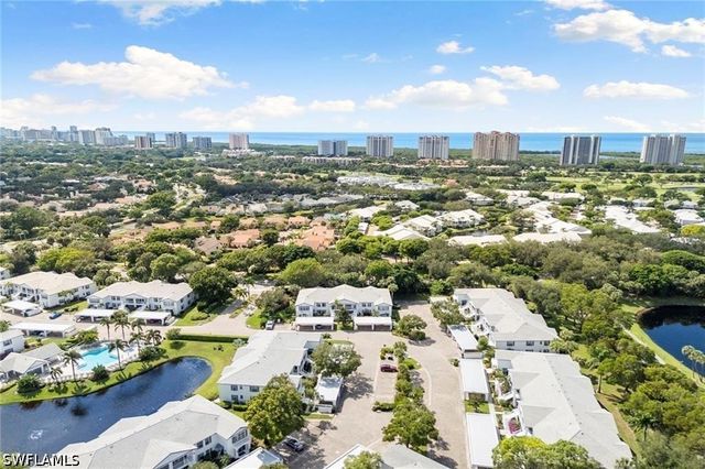 859 Tanbark DR 105, Naples, FL 34108