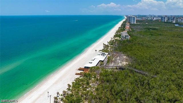 859 Tanbark DR 105, Naples, FL 34108