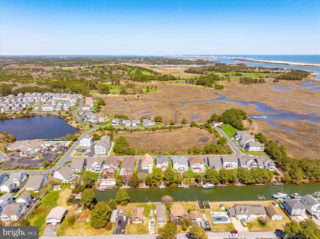 12395 HIDDEN BAY DR, Berlin, MD 21811