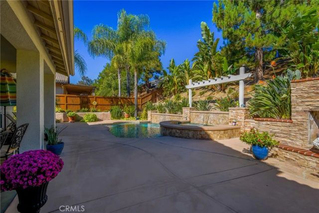 41686 Monterey, Temecula, CA 92591