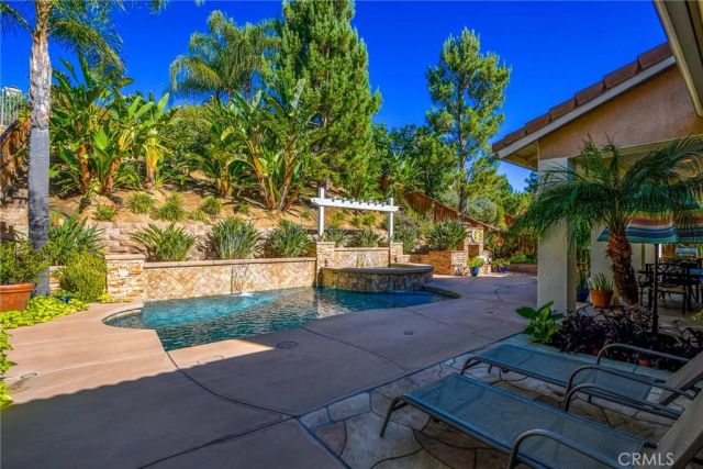 41686 Monterey, Temecula, CA 92591