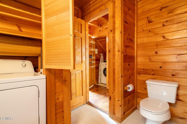 934 Buck Way, Sevierville, TN 37876