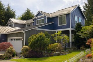 1865 Sakai Village Loop NE #36-5, Bainbridge Island, WA 98110