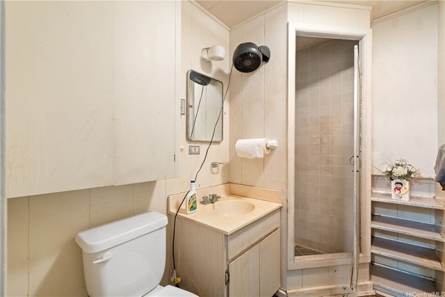 4570 Ahuli Place, Honolulu, HI 96816