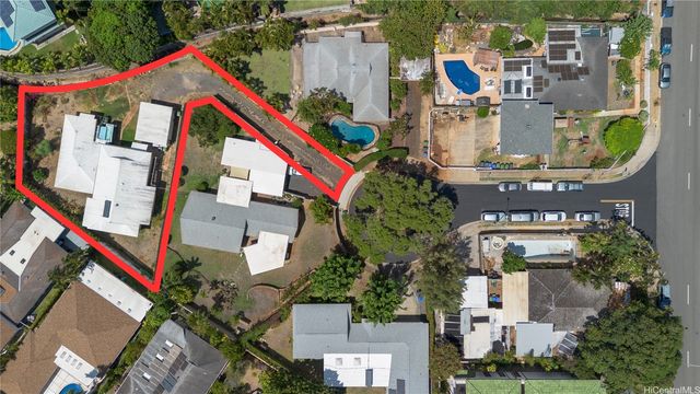 4570 Ahuli Place, Honolulu, HI 96816